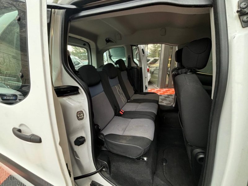 Peugeot Partner 1.6 HDI 92 cv Allure 87000 Km  2 Portes Latérales CT OK 12/2027