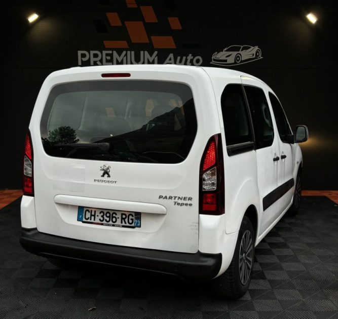 Peugeot Partner 1.6 HDI 92 cv Allure 87000 Km  2 Portes Latérales CT OK 12/2027