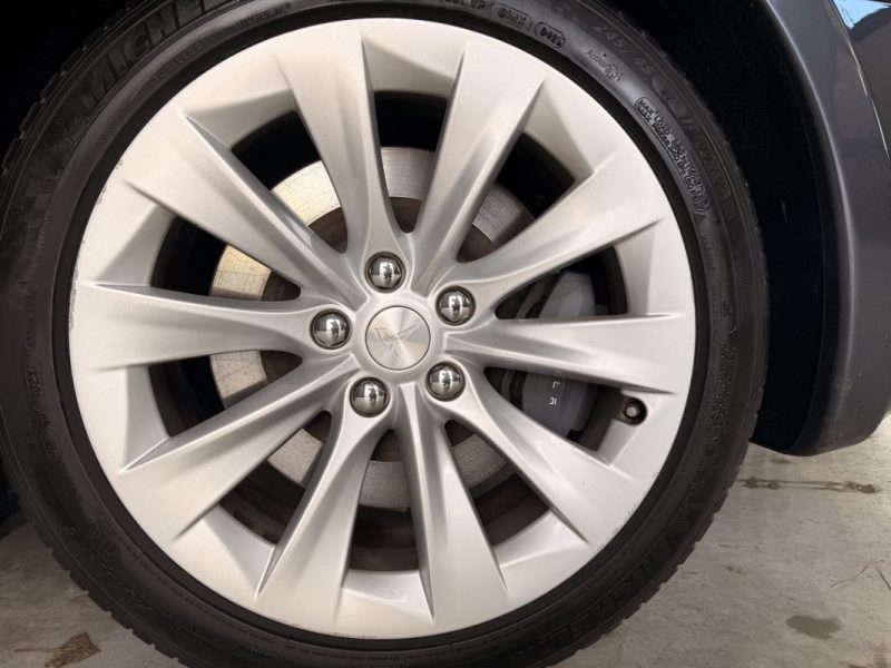 TESLA MODEL S - 75D - DUAL MOTORS - 332 ch - SOH 85% - AUTP PILOTE - 