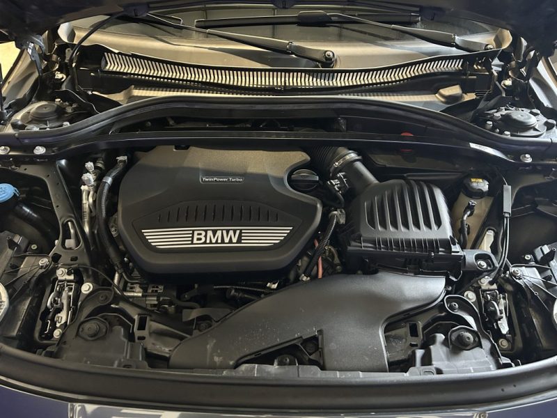 BMW SÉRIE 1 118D LUXURY / 134 000kms / LED / CAMÉRA / KEYLESS / CARPLAY / MODE DE CONDUITE