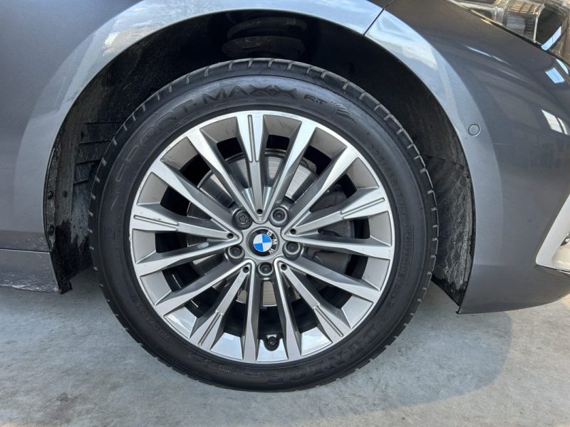 BMW SÉRIE 1 118D LUXURY / 134 000kms / LED / CAMÉRA / KEYLESS / CARPLAY / MODE DE CONDUITE