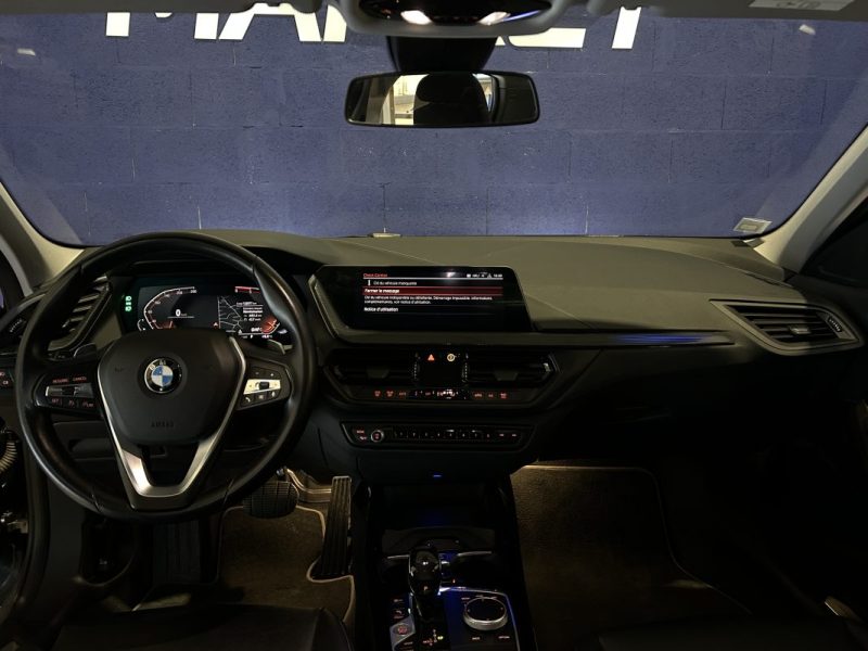 BMW SÉRIE 1 118D LUXURY / 134 000kms / LED / CAMÉRA / KEYLESS / CARPLAY / MODE DE CONDUITE