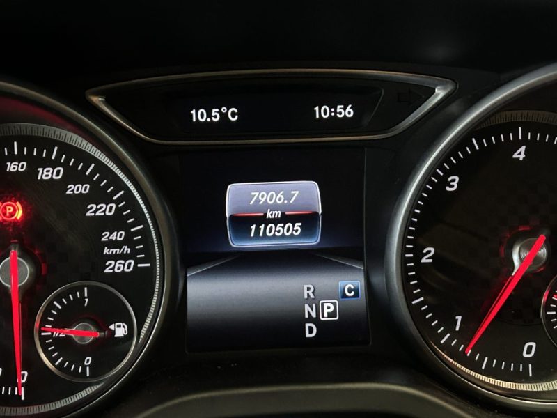 MERCEDES CLASSE A FASCINATION 200D /111 000KMS / CAMÉRA / APPLE CARPLAY / TOIT OUVRANT / SIÈGES ELEC