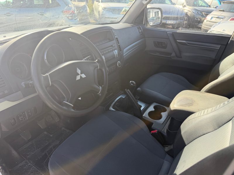 MITSUBISHI PAJERO 3.2 DI-D 200 INTENSE GARANTIE 