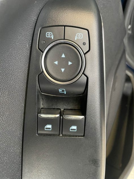 Ford Fiesta 1.1i ST LINE 