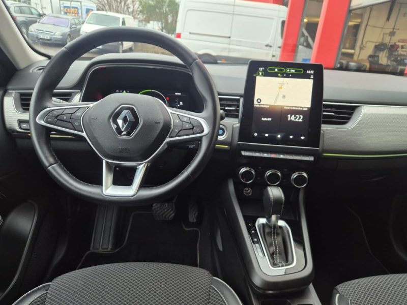 RENAULT ARKANA E-TECH HYBRIDE 145-22 TECHNO 2023
