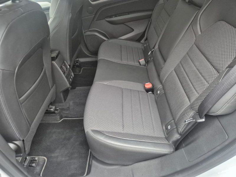 RENAULT ARKANA E-TECH HYBRIDE 145-22 TECHNO 2023