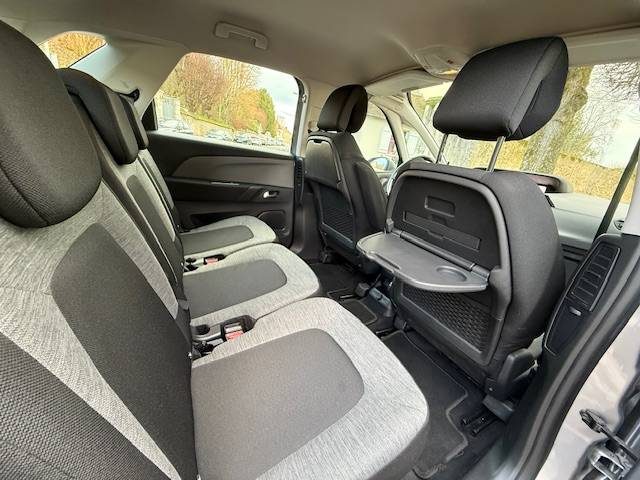 CITROEN C4 BLUEHDI 130CH S&S BUSINESS EAT8  2020 / 1ere main /  carplay