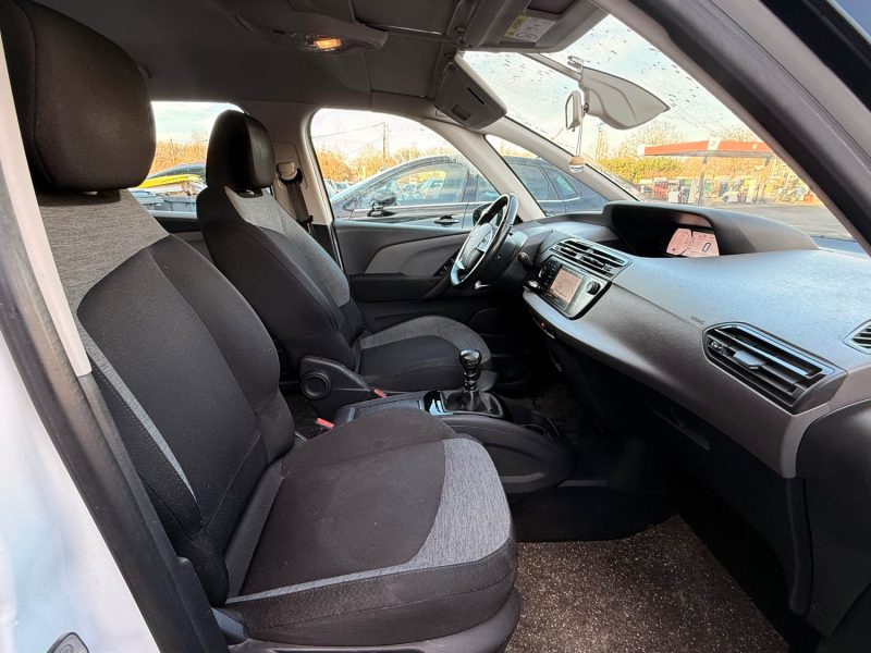 CITROEN C4 1.6 BLUEHDI 120 S&S LIVE - ENTRETIEN OK - GARANTIE 12 MOIS 