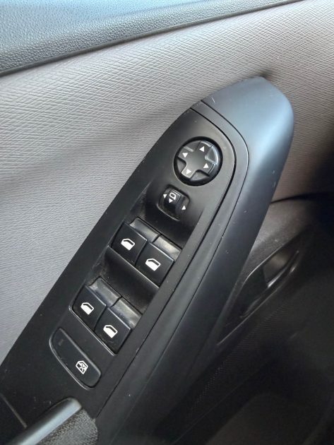 CITROEN C4 1.6 BLUEHDI 120 S&S LIVE - ENTRETIEN OK - GARANTIE 12 MOIS 