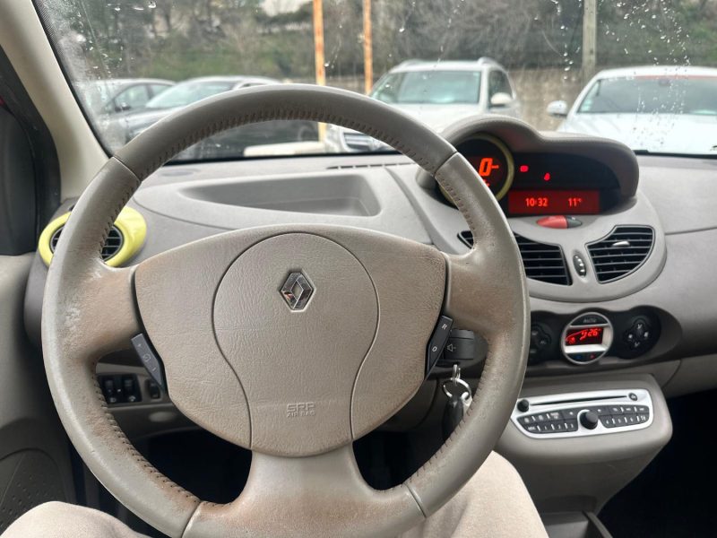 RENAULT TWINGO II 1.5 DCI 85CH INITIALE ECO² 2012