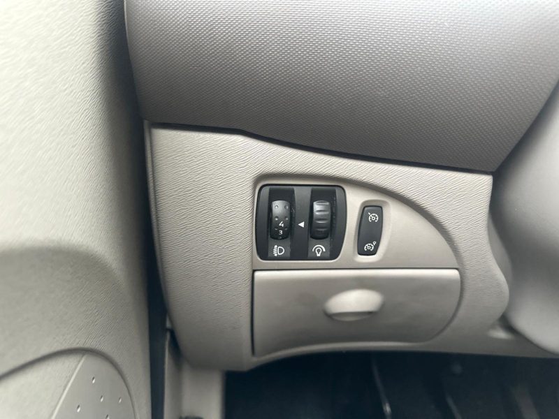 RENAULT TWINGO II 1.5 DCI 85CH INITIALE ECO² 2012