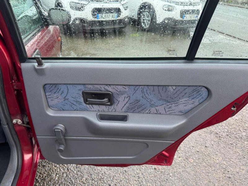 RENAULT CLIO  PH2 1.4 75CV BVA 1997