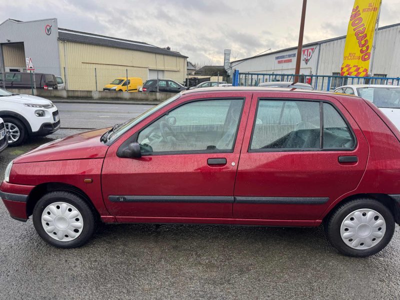 RENAULT CLIO  PH2 1.4 75CV BVA 1997