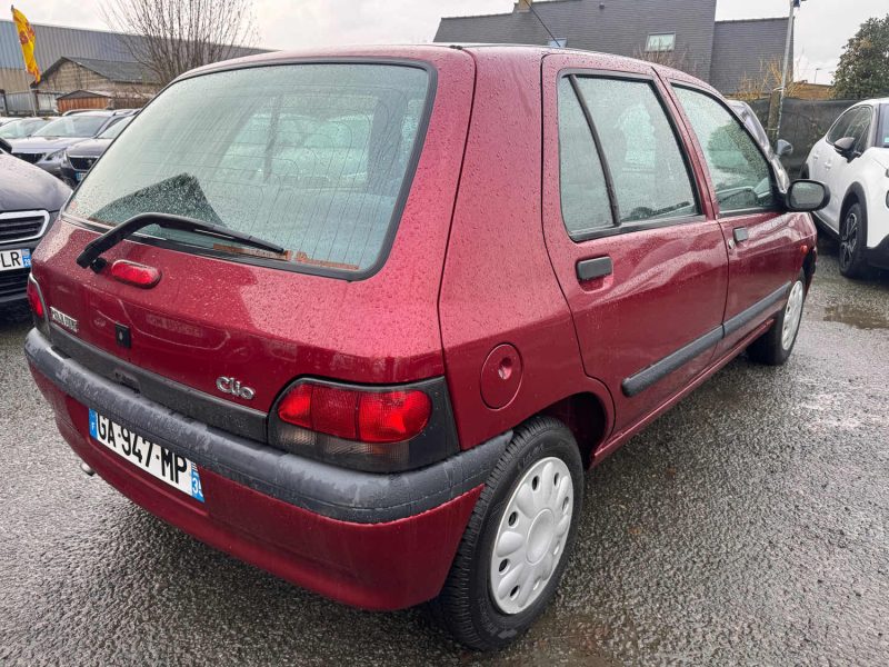 RENAULT CLIO  PH2 1.4 75CV BVA 1997