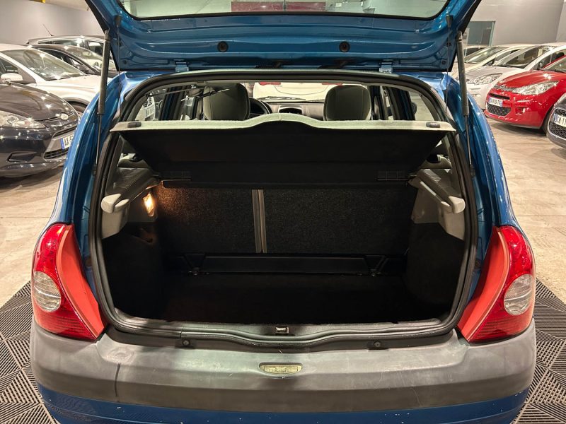 RENAULT CLIO II PHASE II 1.4I 16V 100CV  