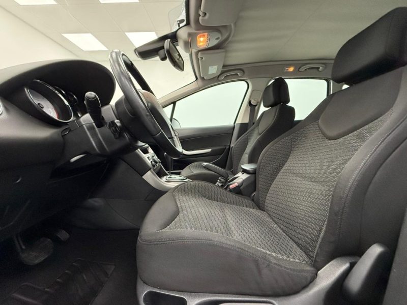 PEUGEOT 308 SW 2.0 HDI PREMIUM BVA 
