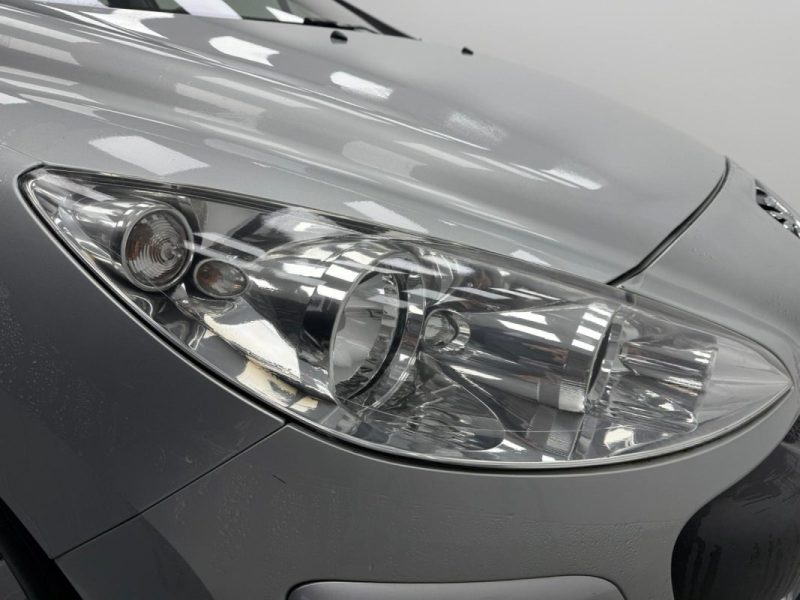 PEUGEOT 308 SW 2.0 HDI PREMIUM BVA 