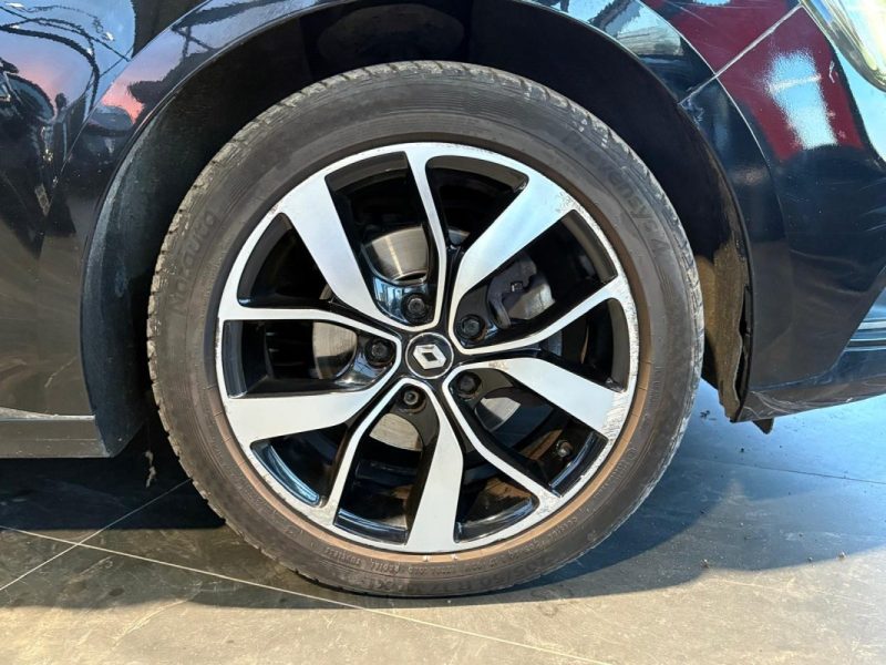 Mégane IV 1.3 TCe 140ch 🚗 Limited ✨ Caméra 🔙 Attelage 🔗 Reprise 🔄 Garantie 🛡️