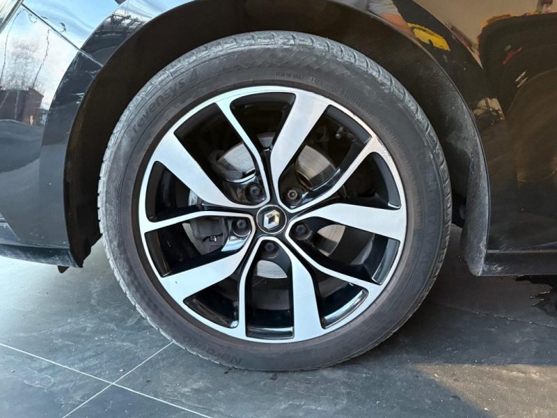 Mégane IV 1.3 TCe 140ch 🚗 Limited ✨ Caméra 🔙 Attelage 🔗 Reprise 🔄 Garantie 🛡️