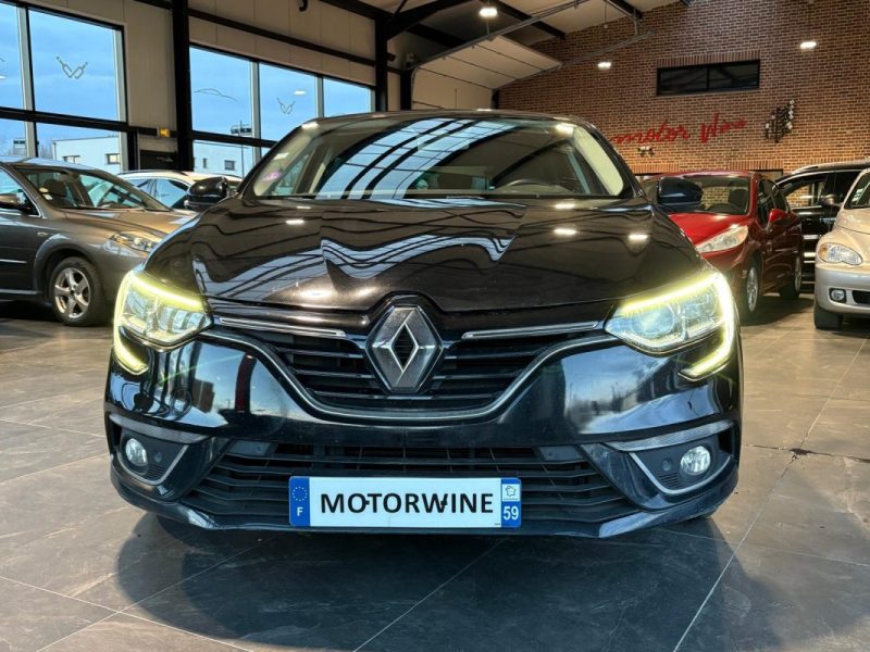 Mégane IV 1.3 TCe 140ch 🚗 Limited ✨ Caméra 🔙 Attelage 🔗 Reprise 🔄 Garantie 🛡️