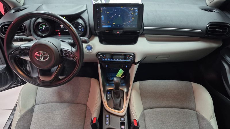 TOYOTA YARIS 4 HYBRIDE 116cv ICONIC/1 ERE MAIN/TVA RECUPERABLE