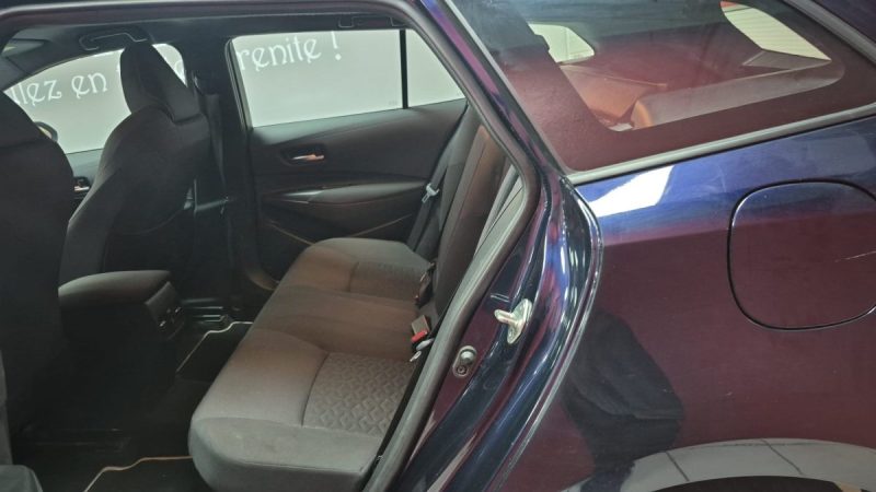 TOYOTA COROLLA TOURING SPORTS 122cv DYNAMIC BUSINESS/ 1 ERE MAIN/TVA RECUPERABLE