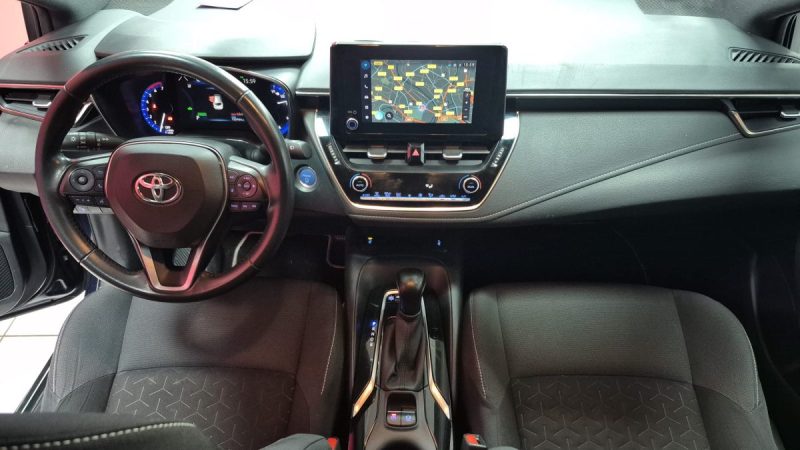 TOYOTA COROLLA TOURING SPORTS 122cv DYNAMIC BUSINESS/ 1 ERE MAIN/TVA RECUPERABLE