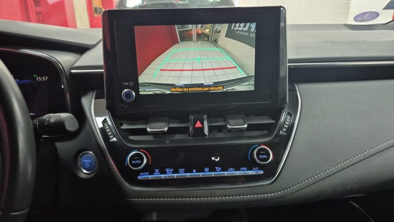 TOYOTA COROLLA TOURING SPORTS 122cv DYNAMIC BUSINESS/ 1 ERE MAIN/TVA RECUPERABLE