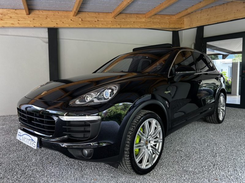 PORSCHE CAYENNE 3.0 S E-HYBRID 416 CV  