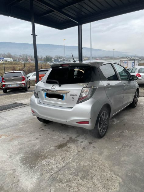 TOYOTA  YARIS 1.3I YARIS 100 VVT 2013