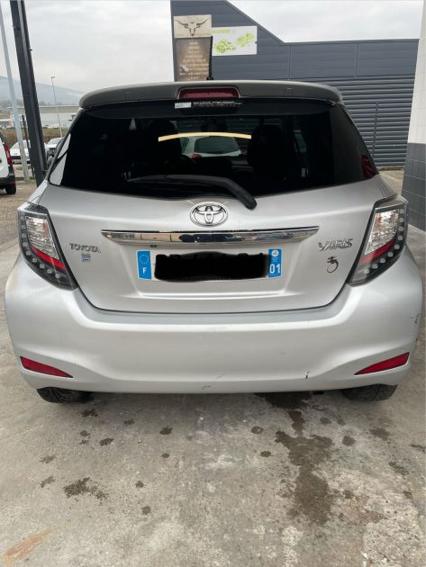 TOYOTA  YARIS 1.3I YARIS 100 VVT 2013