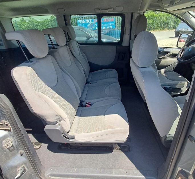 PEUGEOT EXPERT TEPEE COURT 2.0 HDI 120 CONFORT 9P 2012
