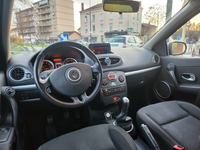 RENAULT CLIO III 20TH 