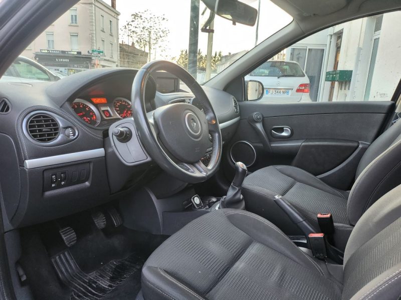 RENAULT CLIO III 20TH 