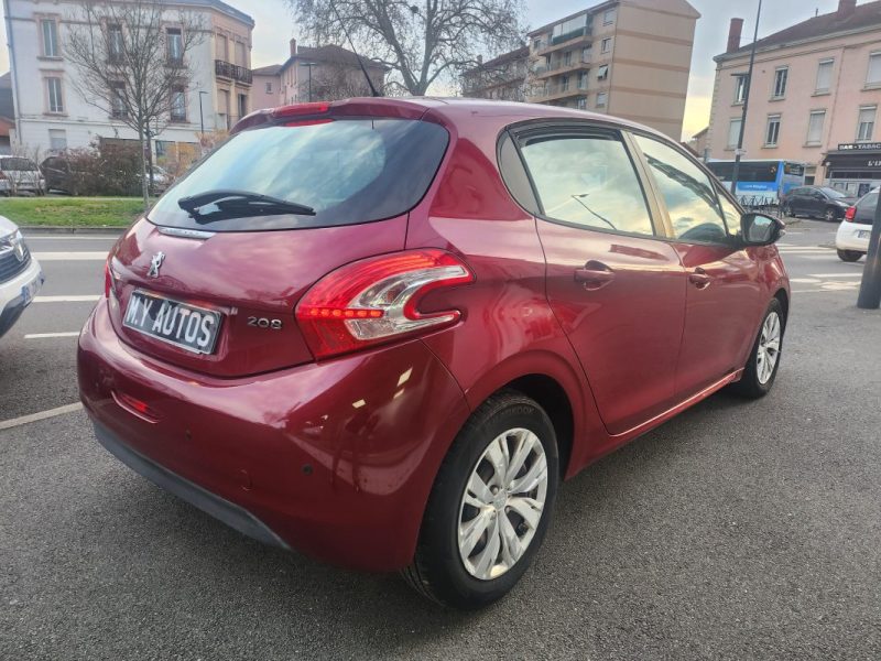PEUGEOT 208 HDI ALLURE