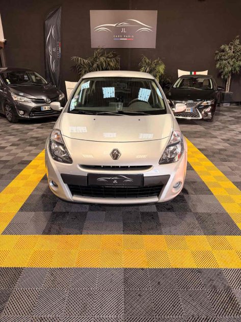 MAGNIFIQUE RENAULT CLIO III 1,2 16V 75  (ÉCRAN MULTIMÉDIA LIMITEUR, RÉGULATEUR DE VITESSE, CLIM) 