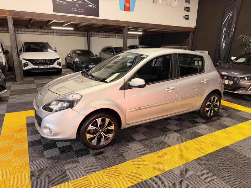 MAGNIFIQUE RENAULT CLIO III 1,2 16V 75  (ÉCRAN MULTIMÉDIA LIMITEUR, RÉGULATEUR DE VITESSE, CLIM) 