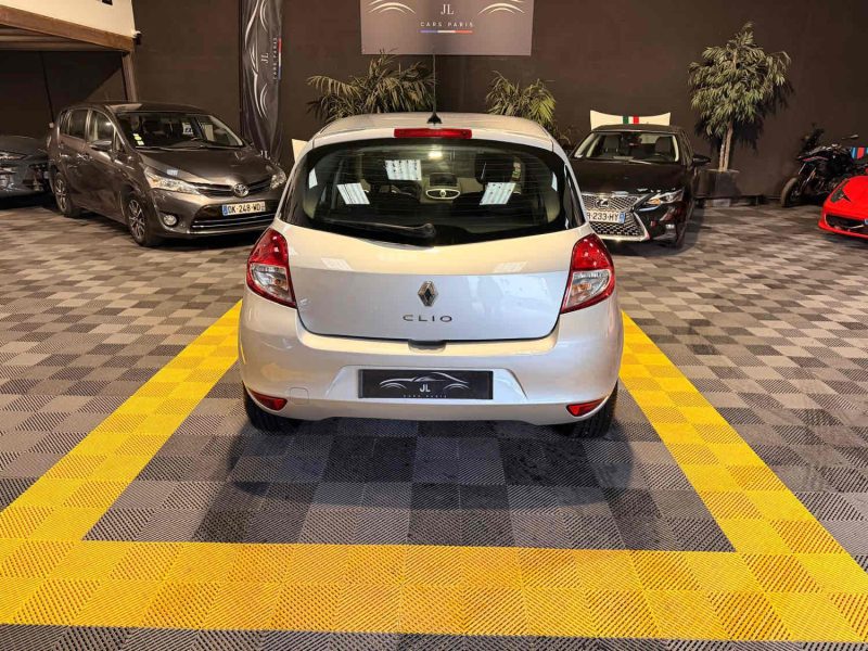 MAGNIFIQUE RENAULT CLIO III 1,2 16V 75  (ÉCRAN MULTIMÉDIA LIMITEUR, RÉGULATEUR DE VITESSE, CLIM) 