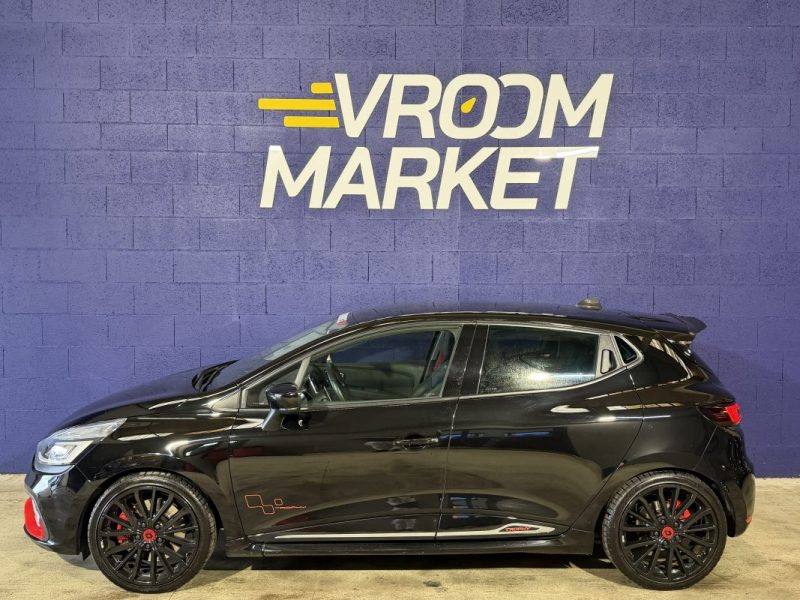 RENAULT CLIO IV RS TROPHY 1.6 220cv EDC - AKRAPOVIC - CUIR - RS MONITOR - SIEGES CHAUFFANTS  