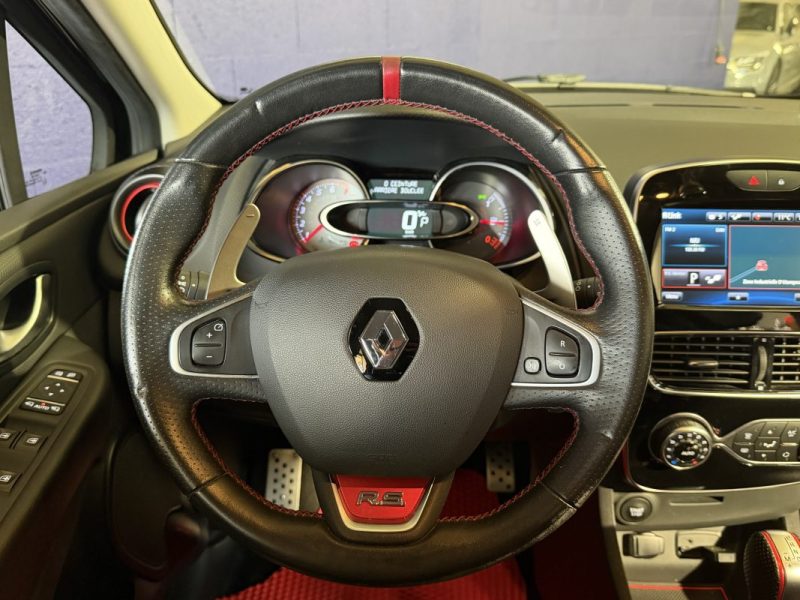 RENAULT CLIO IV RS TROPHY 1.6 220cv EDC - AKRAPOVIC - CUIR - RS MONITOR - SIEGES CHAUFFANTS  
