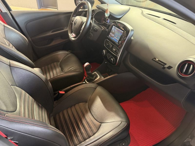 RENAULT CLIO 4 RS TROPHY 1.6 220cv EDC - AKRAPOVIC - CUIR - RS MONITOR - SIEGES CHAUFFANTS  