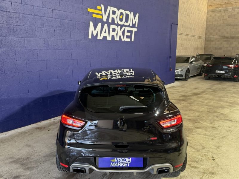 RENAULT CLIO IV RS TROPHY 1.6 220cv EDC - AKRAPOVIC - CUIR - RS MONITOR - SIEGES CHAUFFANTS  