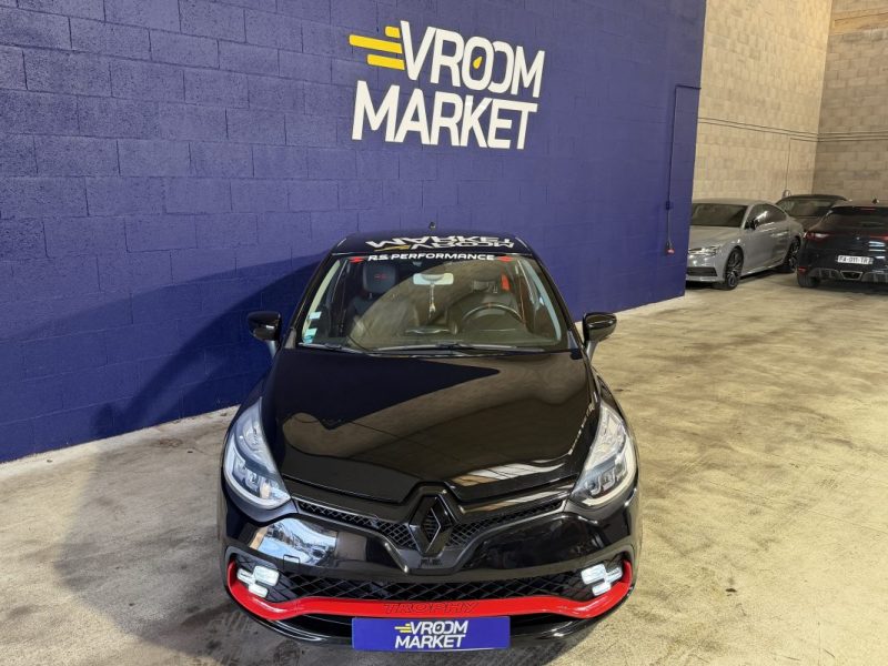 RENAULT CLIO IV RS TROPHY 1.6 220cv EDC - AKRAPOVIC - CUIR - RS MONITOR - SIEGES CHAUFFANTS  