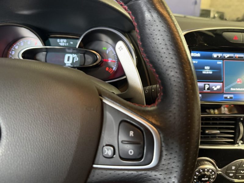 RENAULT CLIO IV RS TROPHY 1.6 220cv EDC - AKRAPOVIC - CUIR - RS MONITOR - SIEGES CHAUFFANTS  