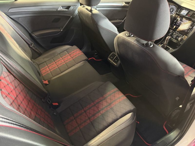 VOLKSWAGEN GOLF VII 2.0 TSI GTI TCR 290cv DSG7 Phase 2 - AKRAPOVIC - 95 000klm   