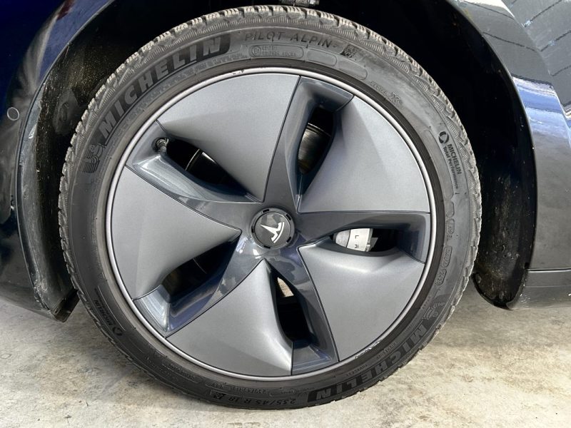 TESLA MODEL 3 SR+ / FSD / SOH 88% / 2020 / 177 000 KMS