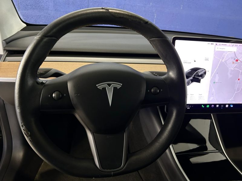 TESLA MODEL 3 SR+ / FSD / SOH 88% / 2020 / 177 000 KMS