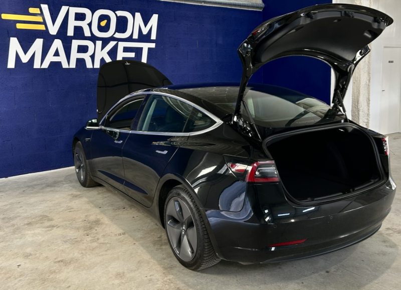 TESLA MODEL 3 SR+ / FSD / SOH 88% / 2020 / 177 000 KMS
