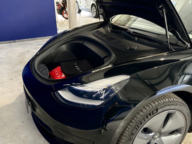 TESLA MODEL 3 SR+ / FSD / SOH 88% / 2020 / 177 000 KMS